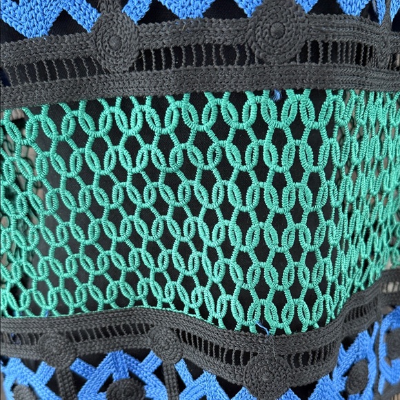 Adiva Black, Blue, Green, and White Short Sleeve Top - Picture 8 of 8